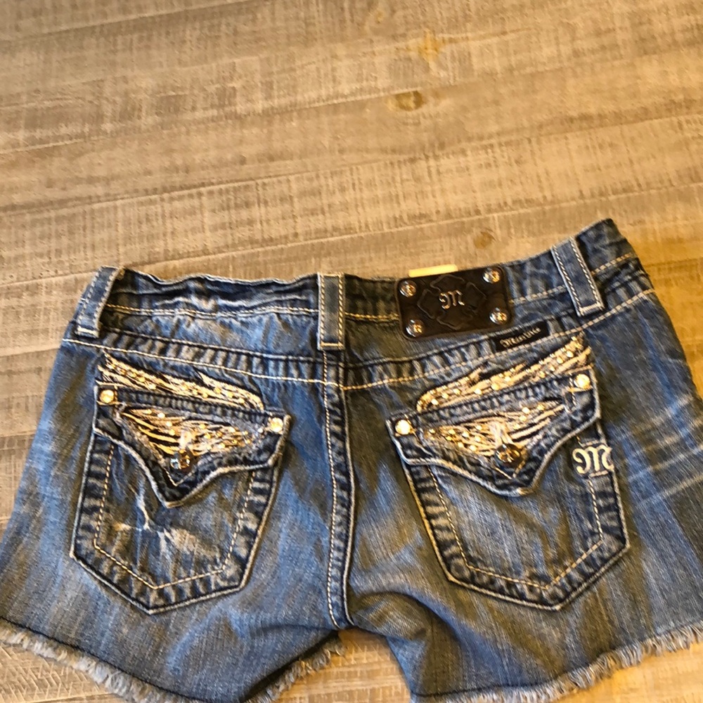 Miss me Jean shorts with wings size 29